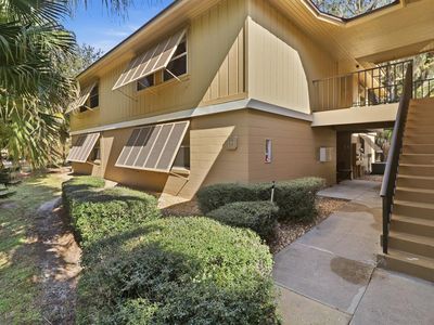 120 Hibiscus Woods Ct APT 3B