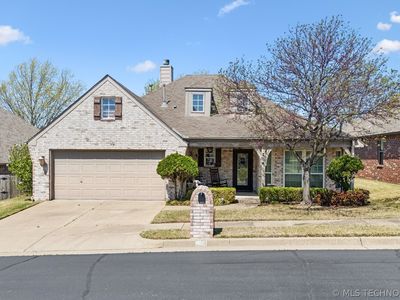 704 W Indianapolis St N