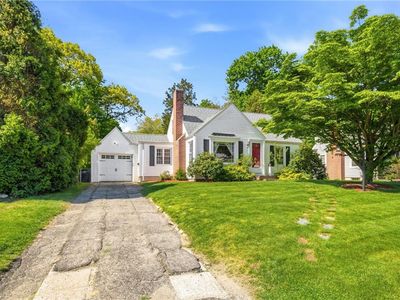 97 Delwood Rd
