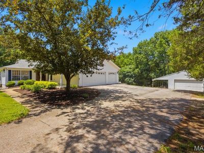 2631 S Mangan Rd