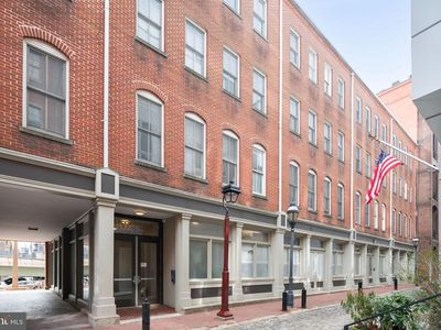 102-22 Church St #202