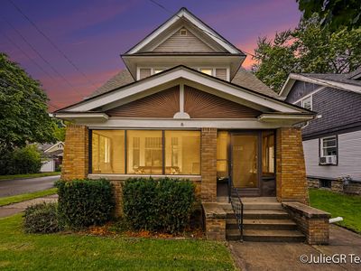 539 Garfield Ave NW