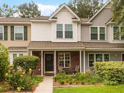 8037 Shadow Oak Dr