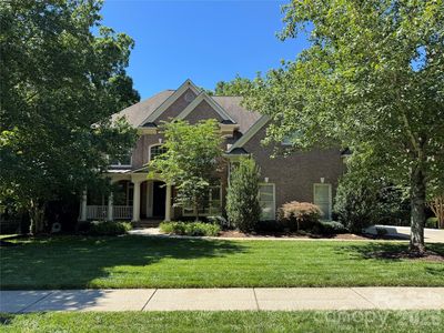 1104 Lytton Ln