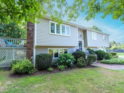 11 Fairview Ln