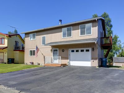 8210 Kip Ct