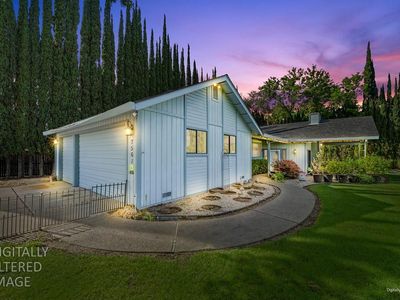 7561 Orange Dr