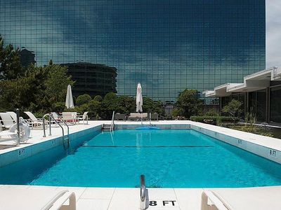 5050 Woodway Dr APT 2A