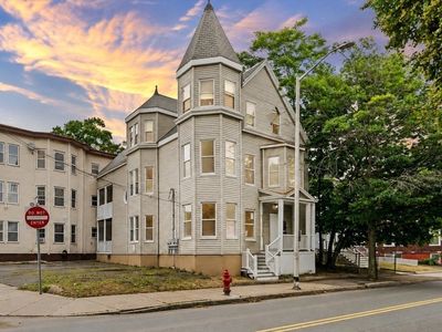 162 Washington St