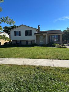 40034 Fraser Dr