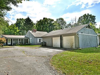 927 Howland Wilson Rd SE