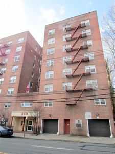 255 Bronx River Road #3K