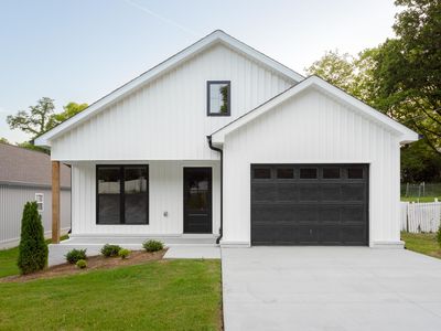 624 Trade St