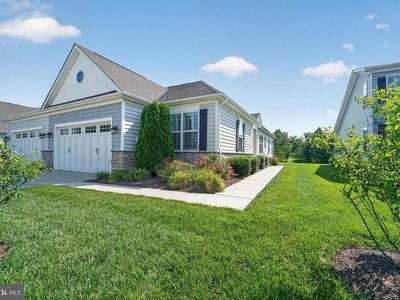 902 Moorings Cir #10