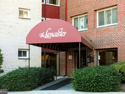 1830 Columbia Pike APT 104