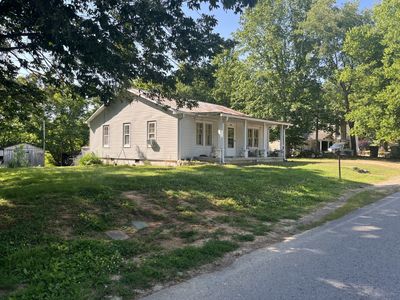 105 Valley View St