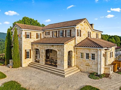 1877 Dry Hill Rd