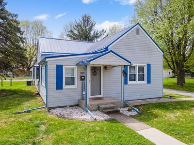 105 W North C St