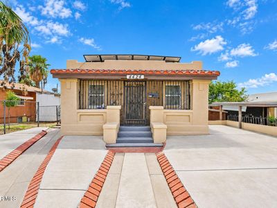 4424 Hueco Ave
