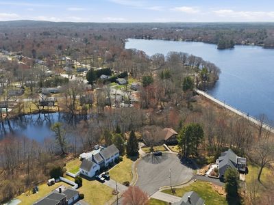 28 Lancelot Ct