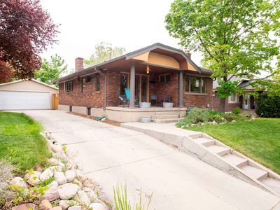 1414 E Sherman Ave S