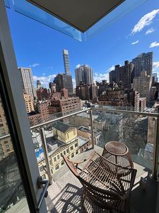 310 E 53rd St APT 14A