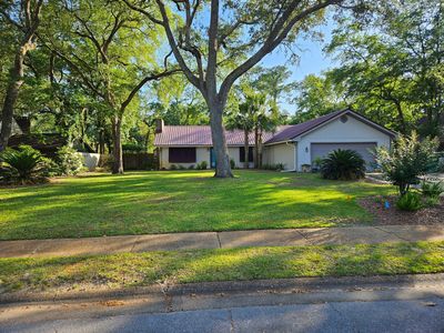 952 Rue De Palms Dr
