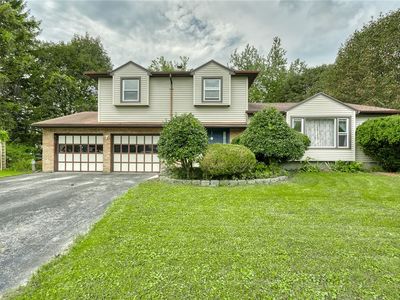 53 Twin Circle Dr
