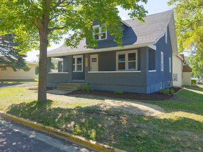 251 Winsted Ave W