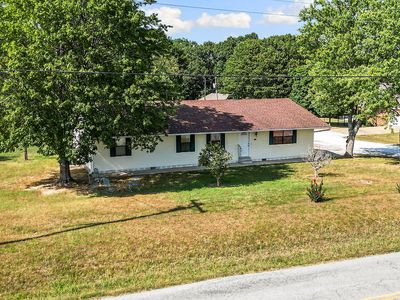 381 Little Flock Dr
