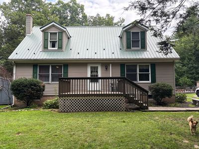 83 Kneale Ln