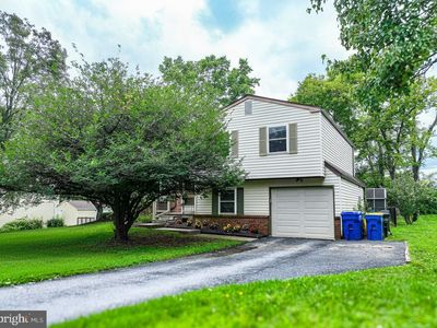 873 Blue Jay Rd