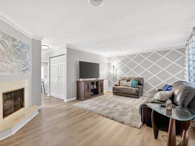 5601 Country Dr APT 209