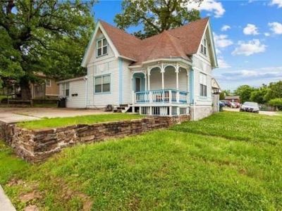 805 N Leverett Ave #832