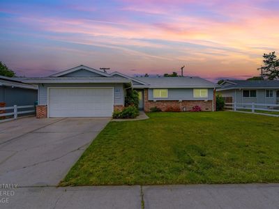 5501 Kermit Ln