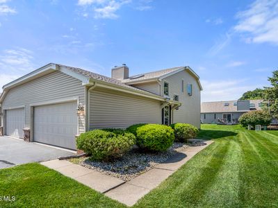 1124 Bernath Pkwy