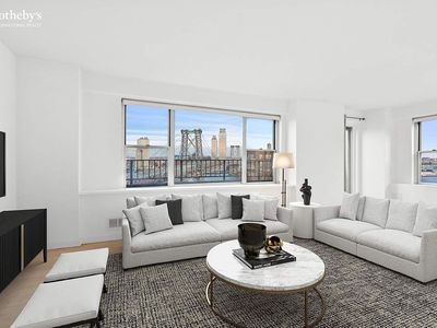 568 Grand St APT J2004