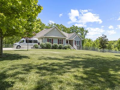 1647 Crowe Cir