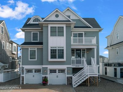 1819 Boat Point Drive