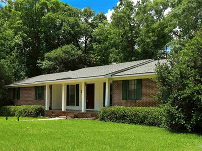 826 Windsorwood Dr