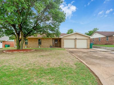 707 W Texas Ave