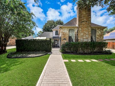 3238 Ashton Park Dr
