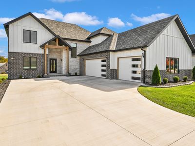 3810 E Cherry Street #32