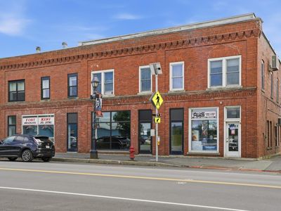 256-258 West Main Street