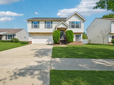 7365 Maplelawn Dr