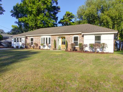 2113 Chancellory Ln