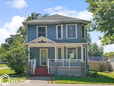 401 N Walnut St