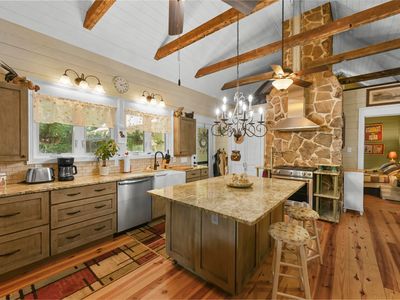 3928 Billy Hopkins Rd