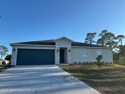 682 Brickell St SE #12