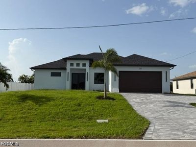 329 Kismet Pkwy W